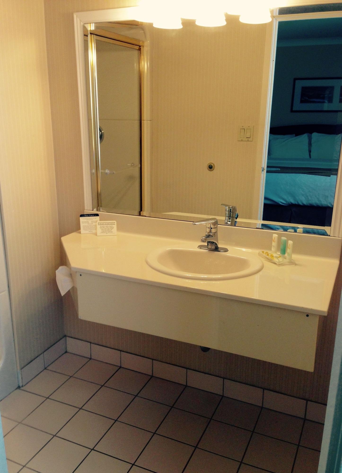 Quality Inn & Suites Garden Of The Gulf Summerside Eksteriør billede