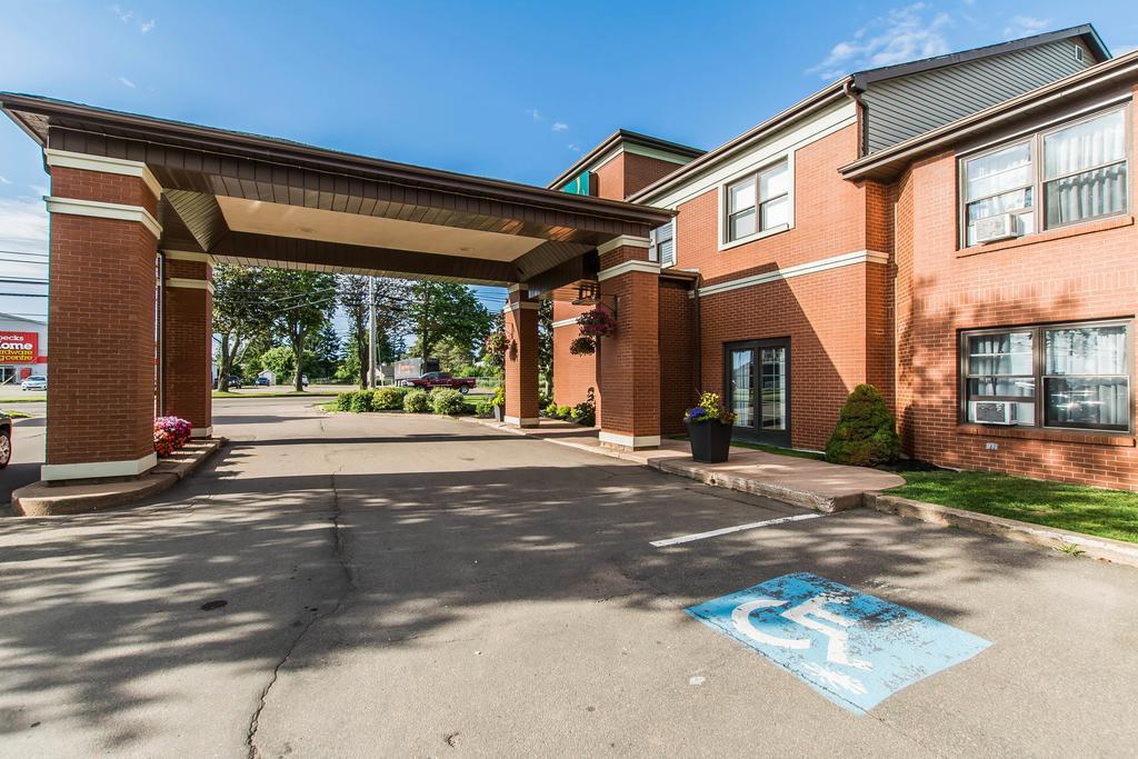 Quality Inn & Suites Garden Of The Gulf Summerside Eksteriør billede