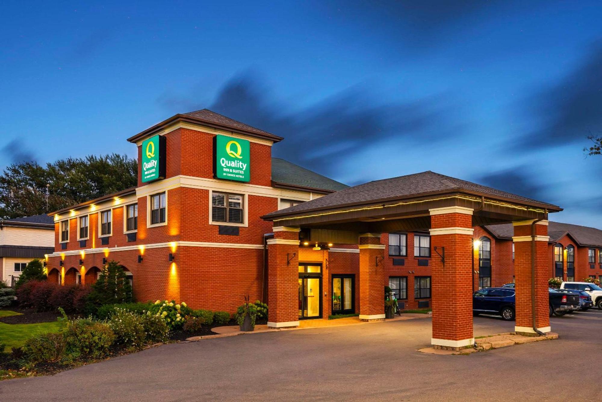 Quality Inn & Suites Garden Of The Gulf Summerside Eksteriør billede