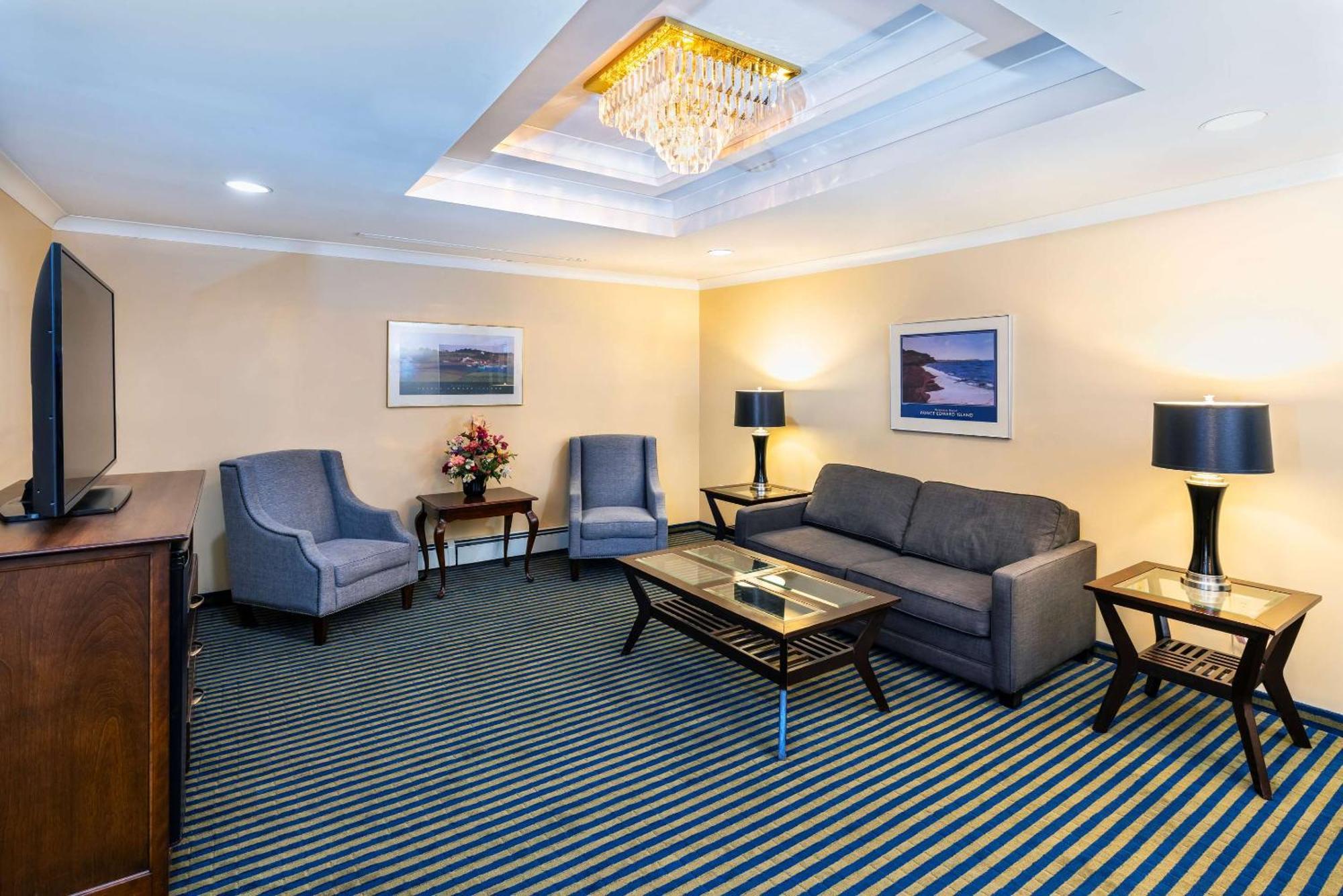 Quality Inn & Suites Garden Of The Gulf Summerside Eksteriør billede